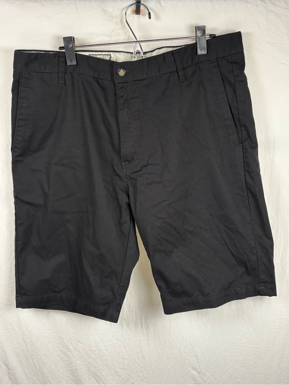 Volcom Men’s 36 Black Flat Front Chino Shorts